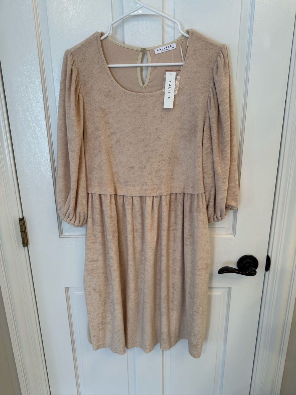 Calista NWT Velvet Puff-Sleeve Dress in Beige